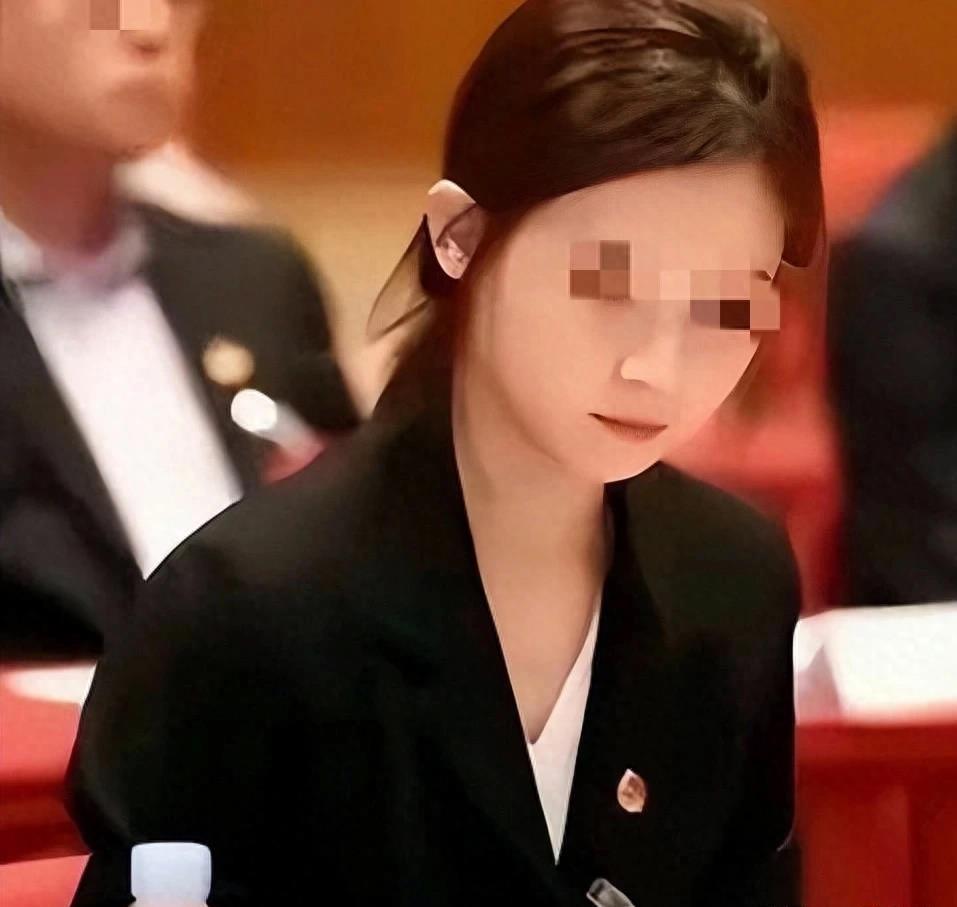 曝许家印前妻半年花费巨额美金背后的故事深度解析